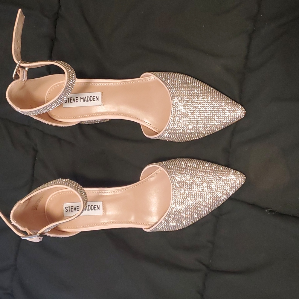 Steve Madden sparkly block heels with closed toes (7 1/2)